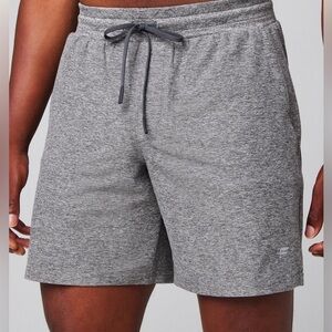 SOLD!!!Fabletics The Cloud Jersey Short Onyx Heather 7” size large